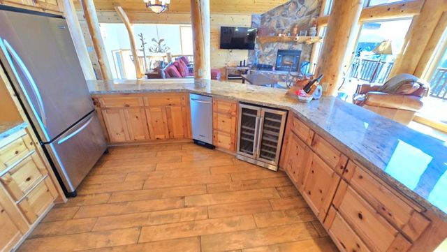 42530 Pegasus Way, Big Bear, CA 92315