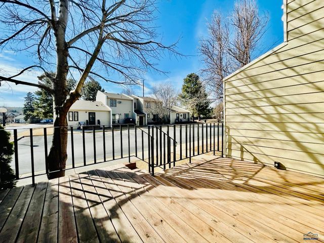 225 SOUTH CANYON RD, Rapid City, SD 57702