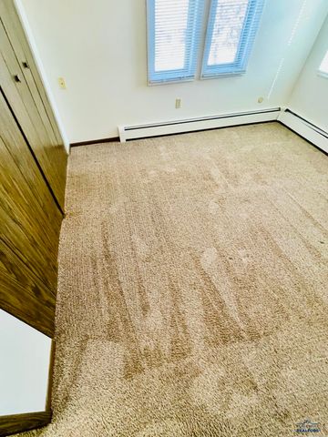 225 SOUTH CANYON RD, Rapid City, SD 57702