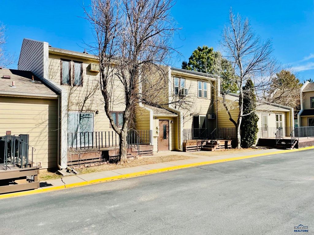 225 SOUTH CANYON RD, Rapid City, SD 57702