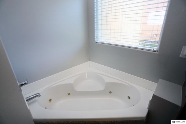 13612 Leona Lane, Bellevue, NE 68123