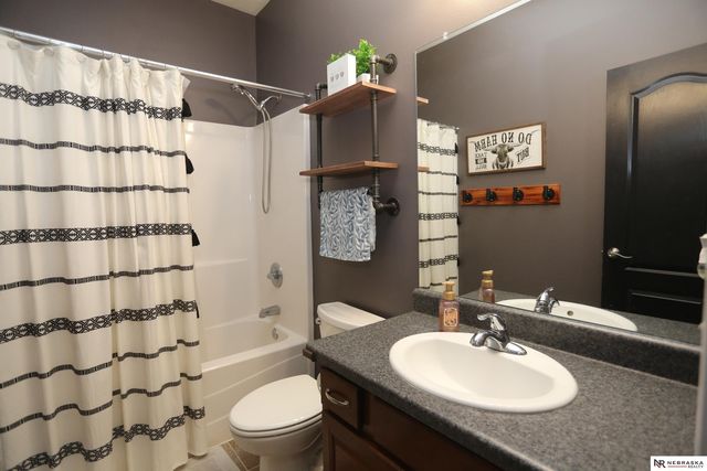 13612 Leona Lane, Bellevue, NE 68123