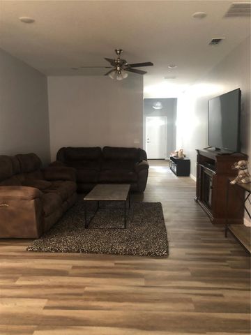 1013 W 11TH STREET, Sanford, FL 32771