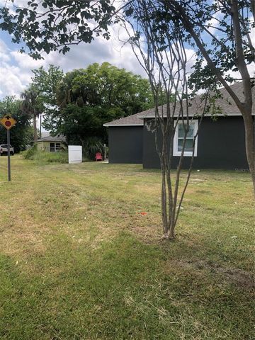 1013 W 11TH STREET, Sanford, FL 32771