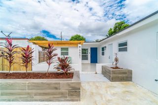 6661 Freedom St, Hollywood, FL 33024