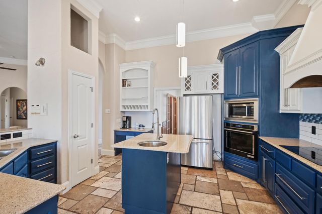 820 Alysa Ln Lane, Waxahachie, TX 75167