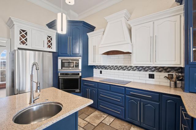 820 Alysa Ln Lane, Waxahachie, TX 75167