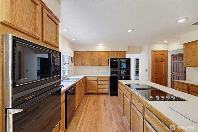 3308 17th Street Pl SE, Puyallup, WA 98374