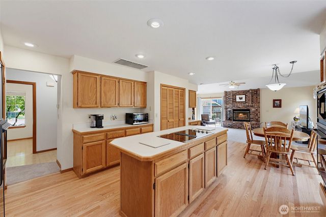 3308 17th Street Pl SE, Puyallup, WA 98374