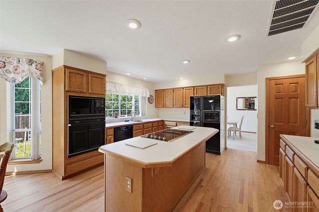 3308 17th Street Pl SE, Puyallup, WA 98374