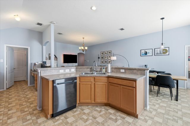 117 Hampton Court, Rhome, TX 76078