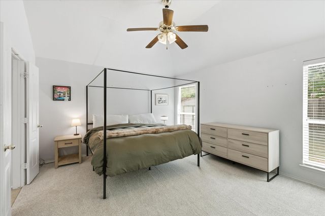 117 Hampton Court, Rhome, TX 76078