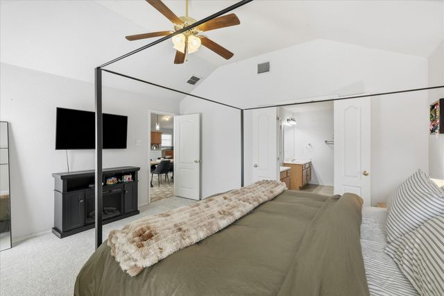 117 Hampton Court, Rhome, TX 76078