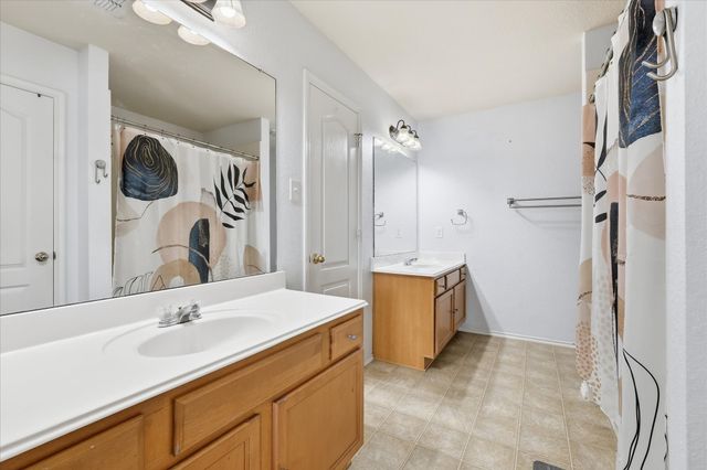 117 Hampton Court, Rhome, TX 76078