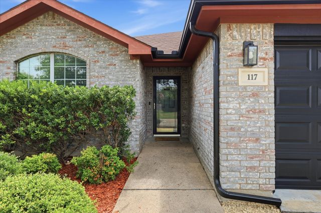 117 Hampton Court, Rhome, TX 76078