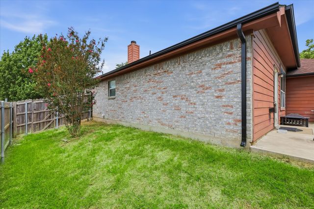 117 Hampton Court, Rhome, TX 76078