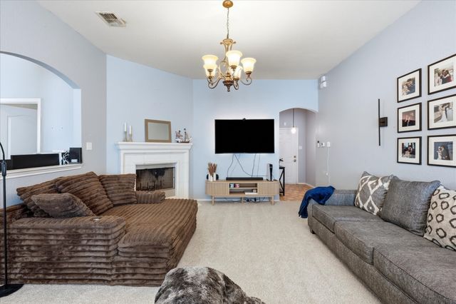 117 Hampton Court, Rhome, TX 76078
