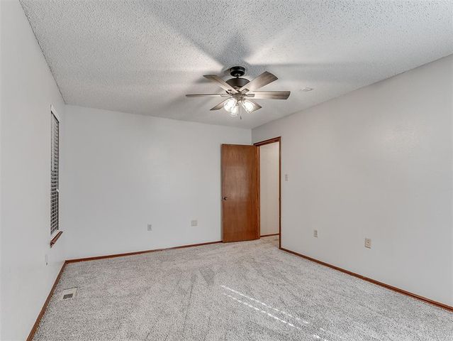 1220 N Carr Drive, Newcastle, OK 73065