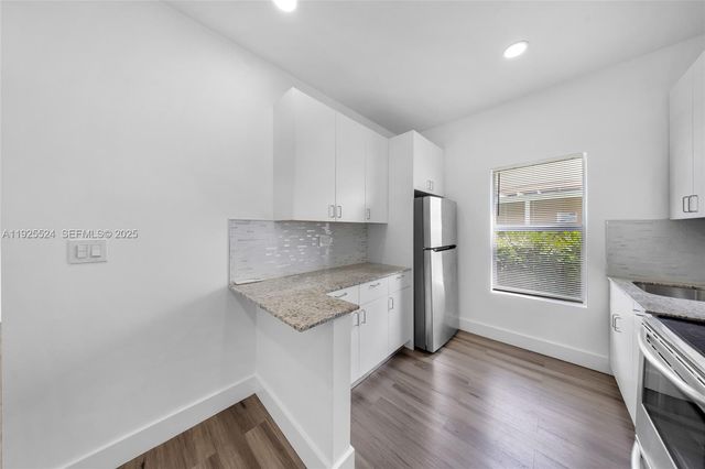 3237 SW 4th St, Miami, FL 33135