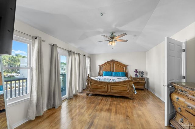 1698 College Pkwy, Gulf Breeze, FL 32563