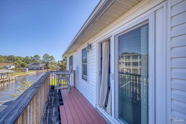 1698 College Pkwy, Gulf Breeze, FL 32563