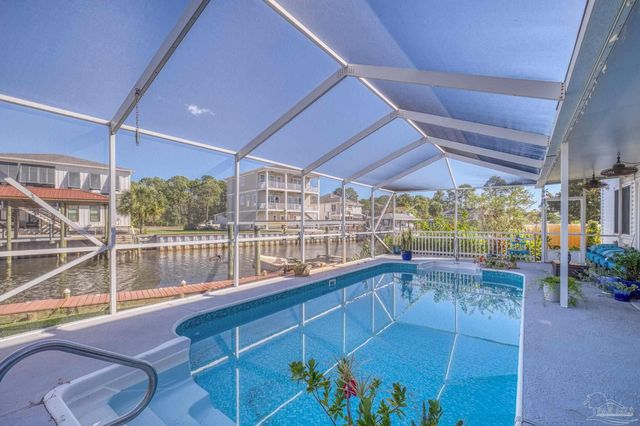 1698 College Pkwy, Gulf Breeze, FL 32563