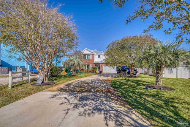 1698 College Pkwy, Gulf Breeze, FL 32563