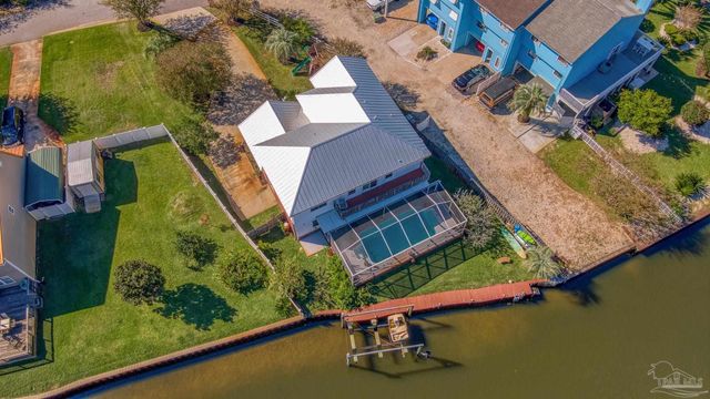 1698 College Pkwy, Gulf Breeze, FL 32563