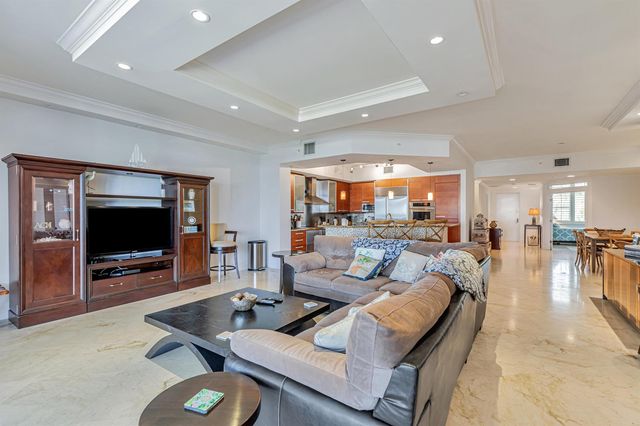 701 SE 21st Avenue 302, Deerfield Beach, FL 33441