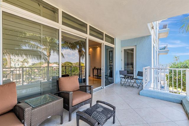 701 SE 21st Avenue 302, Deerfield Beach, FL 33441