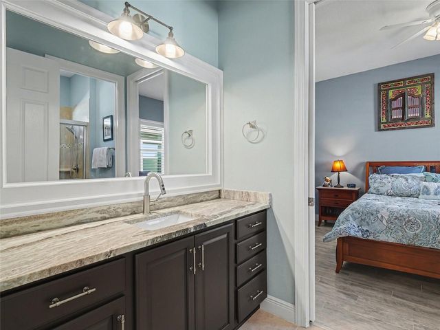 1018 OVERLOOK COURT, Bradenton, FL 34208