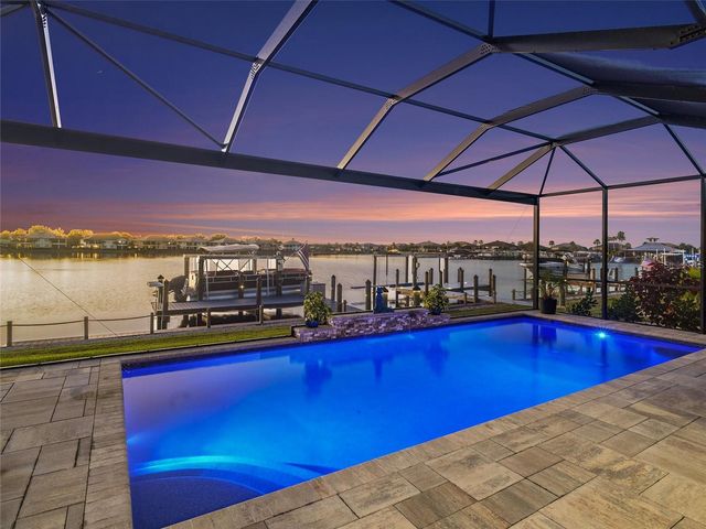 1018 OVERLOOK COURT, Bradenton, FL 34208