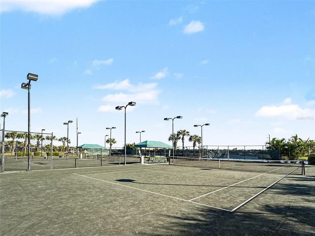 1018 OVERLOOK COURT, Bradenton, FL 34208