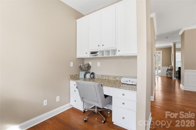 18334 Flagman Circle, Cornelius, NC 28031