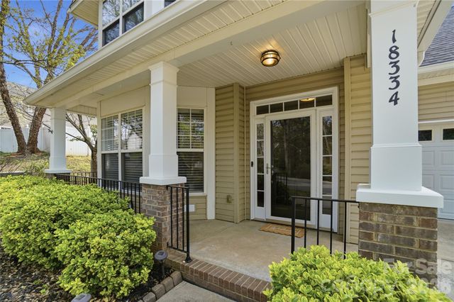 18334 Flagman Circle, Cornelius, NC 28031