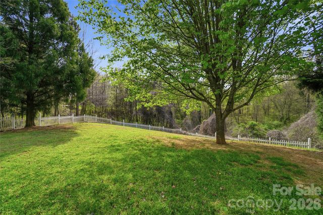18334 Flagman Circle, Cornelius, NC 28031