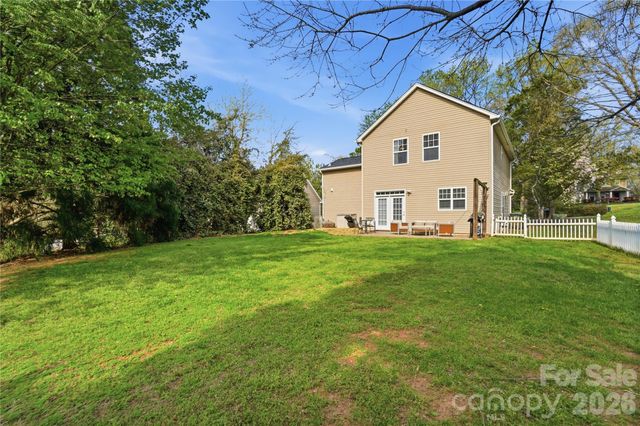18334 Flagman Circle, Cornelius, NC 28031