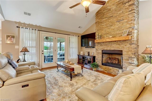 183 Oak Leaf Drive, Reidsville, NC 27320