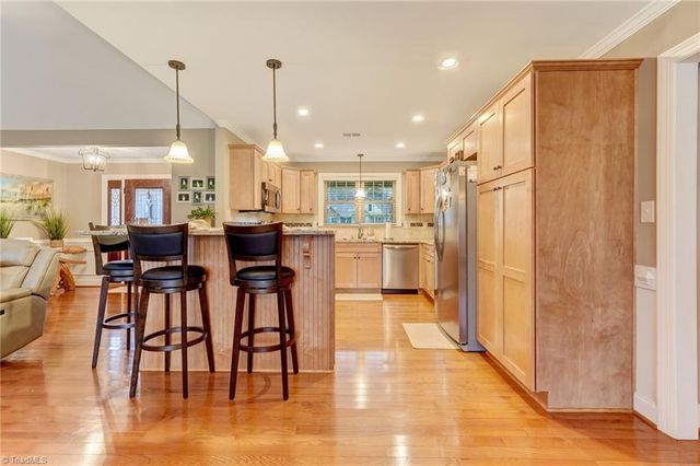 183 Oak Leaf Drive, Reidsville, NC 27320