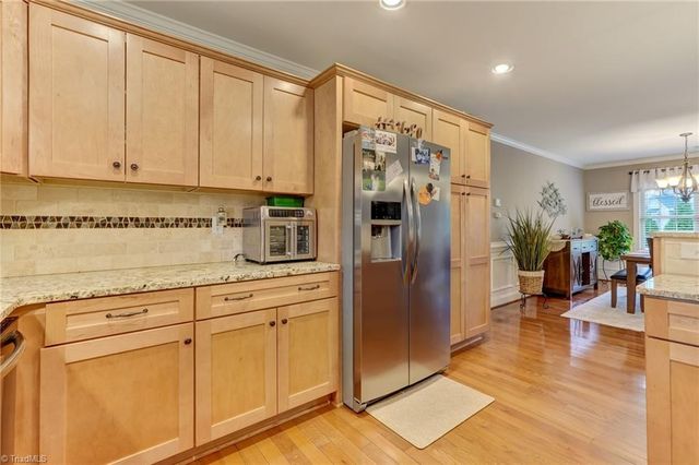 183 Oak Leaf Drive, Reidsville, NC 27320