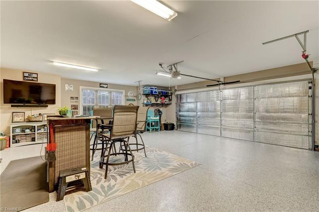 183 Oak Leaf Drive, Reidsville, NC 27320