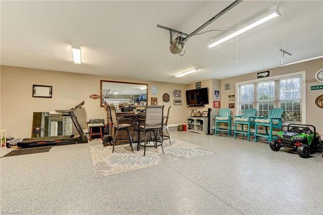 183 Oak Leaf Drive, Reidsville, NC 27320