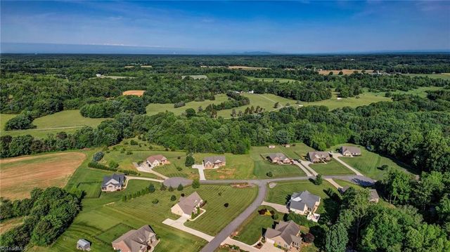 183 Oak Leaf Drive, Reidsville, NC 27320