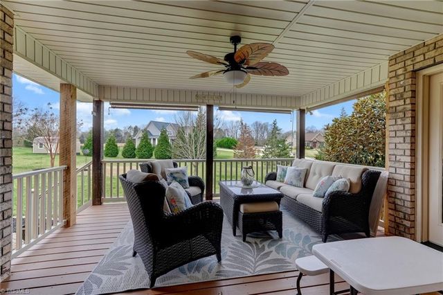 183 Oak Leaf Drive, Reidsville, NC 27320