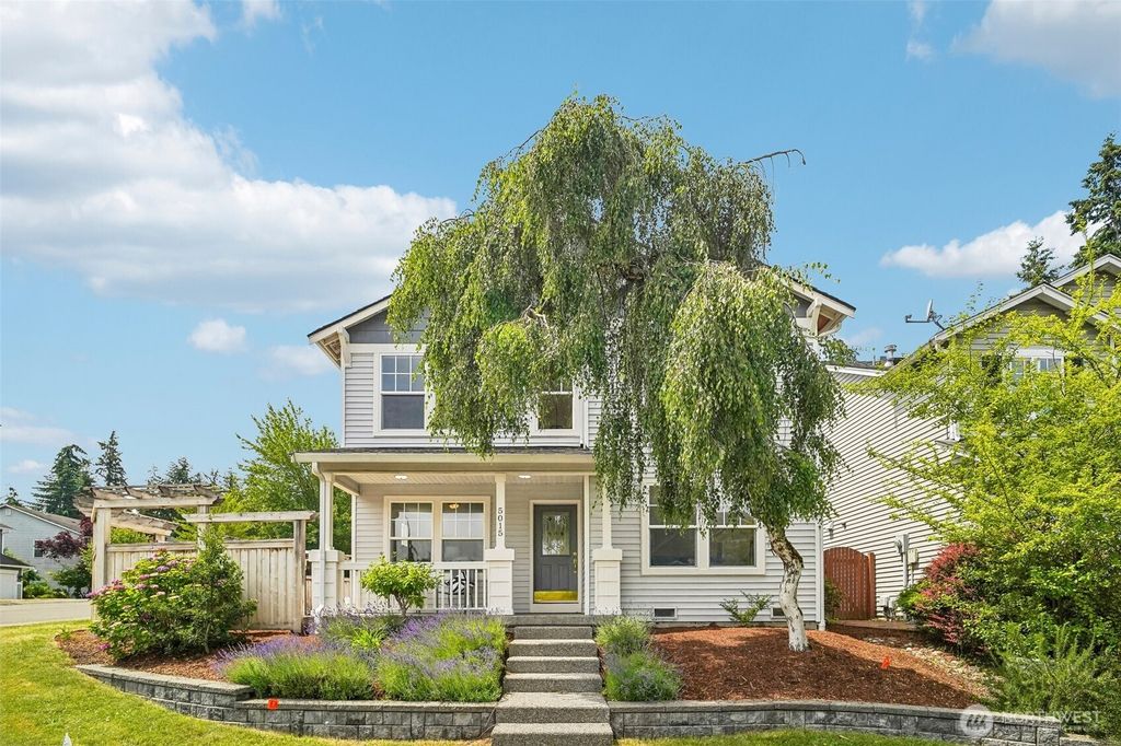 5015 152nd Place SE, Everett, WA 98208