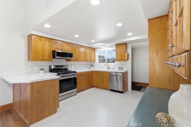 17314 Elm Street, Fountain Valley, CA 92708