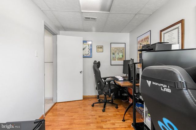 27 GREYSTONE CIR, Waldorf, MD 20602