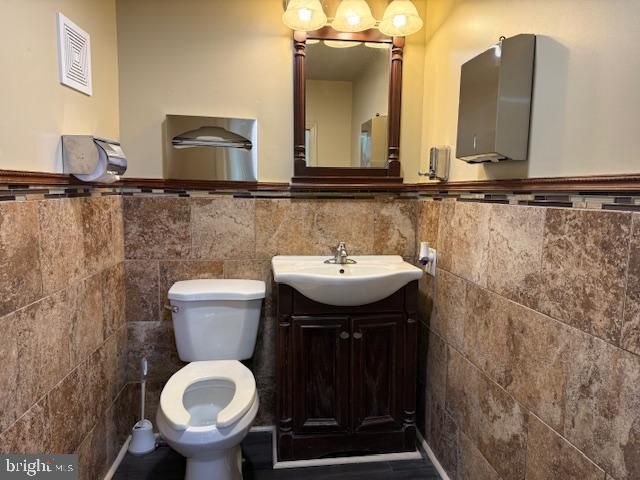 1101 N PATTERSON PARK AVE, Baltimore, MD 21213