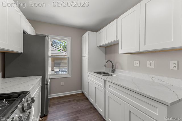 4545 Westland Street, Dearborn, MI 48126