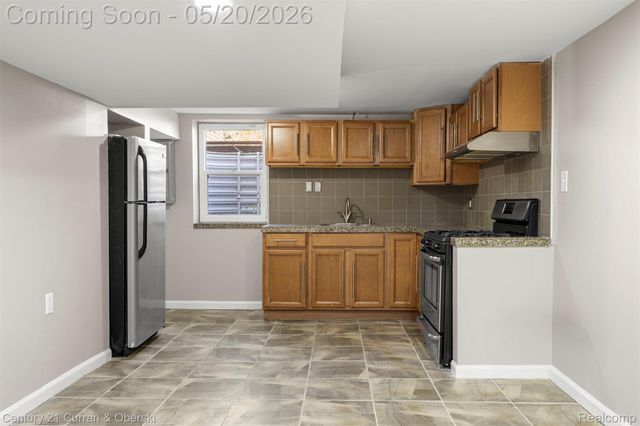 4545 Westland Street, Dearborn, MI 48126